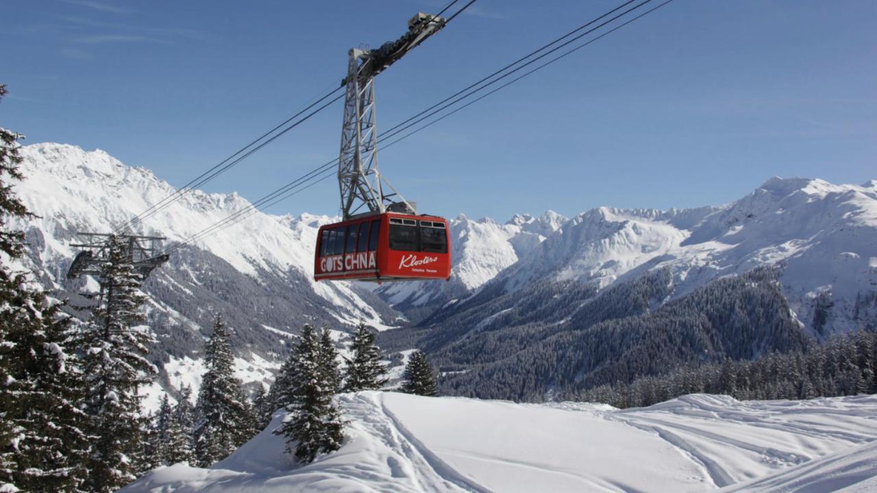 Hotel Silvapina Klosters Exterior photo